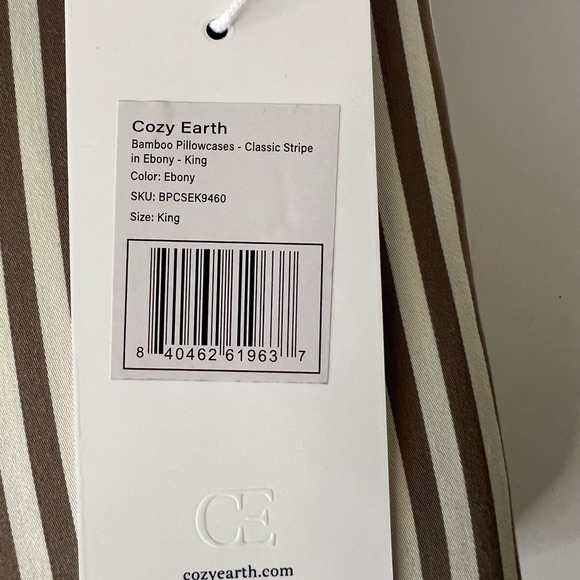 Cozy Earth Bamboo Pillowcases Classic Stripe in Ebony King Size NWT - Picture 3 of 3